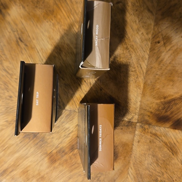 e.l.f. Bronzers Set of 3 in Different Shades - Picture 5 of 6